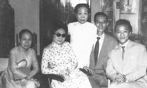 Cố NS Ba Út - Mẹ NSƯT Ngọc Khánh: "Gánh con đi cả cuộc đời"