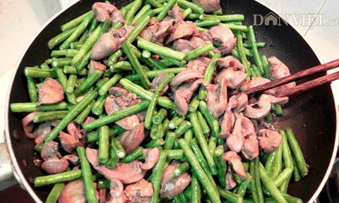 Món ăn ngon từ trái đậu đũa miền quê Tây Nam bộ