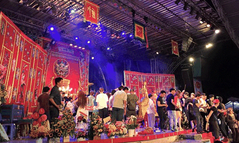 Trông chờ lộc may từ Tổ nghiệp