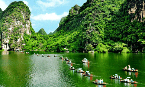 Ninh Bình: Bảo tồn giá trị văn hóa hướng đến phát triển du lịch bền vững