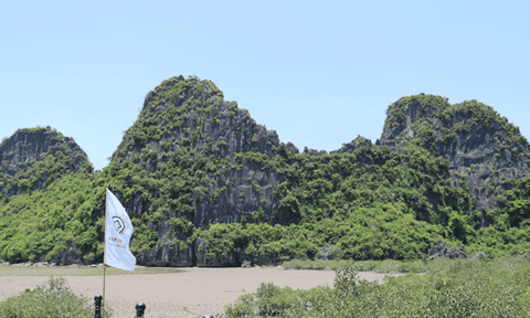 Quảng Ninh phát động chiến dịch “Cộng đồng làm sạch bờ biển”