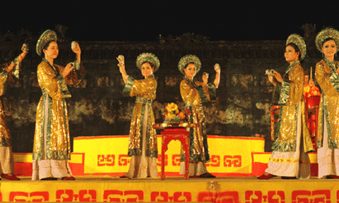 Ca Huế xứng tầm di sản văn hóa. Bài 1: Ca Huế - hội tụ và lan tỏa âm sắc Huế