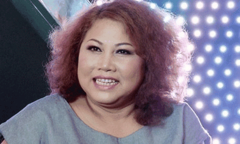 Vì nợ, Siu Black ẩn dật mưu sinh qua ngày, nụ cười méo mó