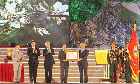 Nhà tù Sơn La đón nhận Bằng xếp hạng Di tích Quốc gia đặc biệt