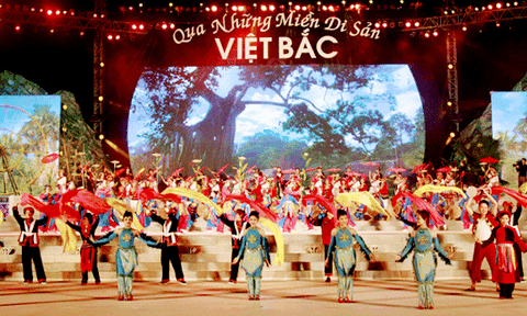 Đặc sắc Chương trình “ Du lịch qua những miền di sản Việt Bắc” 