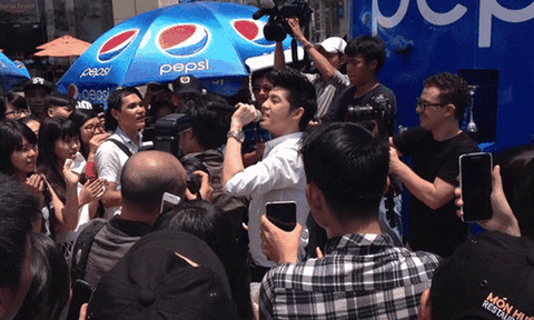  Xác xơ làng giải trí ca nhạc 