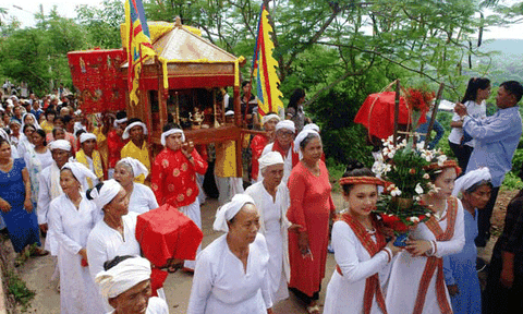 Tưng bừng Lễ hội Pô Sah Inư 