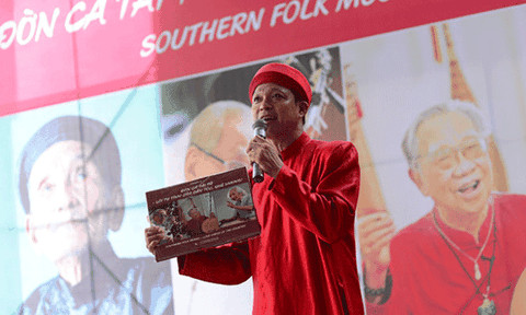 Nhiếp ảnh gia Nguyễn Á: Đem “đờn ca tài tử” ra Hà Nội