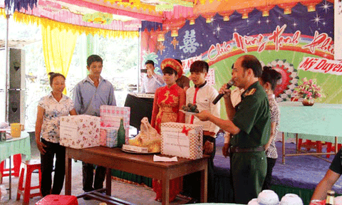 Trai người Kinh lên bản Chứt lấy vợ