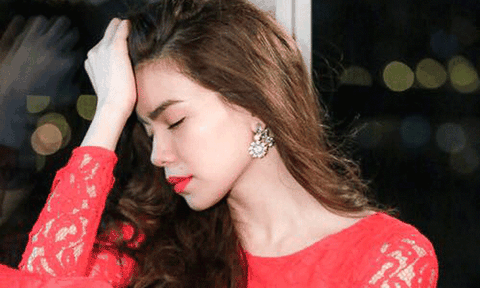  Lộ clip với đại gia, Hồ Ngọc Hà lại sắp gặp biến lớn? 