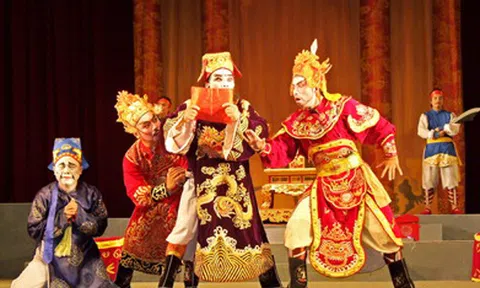 Hát “phá quàng” - hẩm hiu đời nghệ sĩ