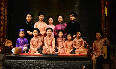 Tọa đàm bảo tồn di sản văn hóa phi vật thể ca trù Hà Nội  