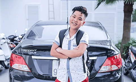 Ngôi Quán quân Giọng hát Việt nhí 2015 sẽ gọi tên ai?