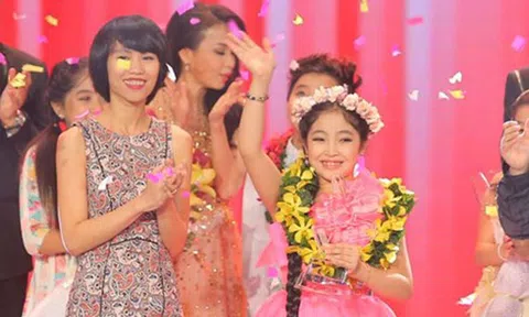 Cô bé 9 tuổi Hồng Minh lên ngôi Quán quân Giọng hát Việt nhí 2015