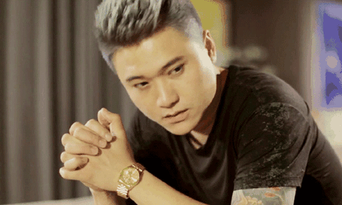 Vũ Duy Khánh leo lên đỉnh bảng xếp hạng âm nhạc nhờ... vợ