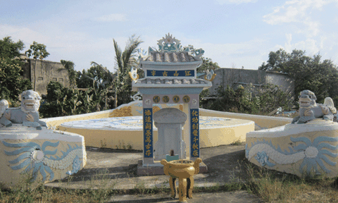 Bí ẩn về ngôi mộ “tiền hiền triệu cơ” ở làng Nam Ô