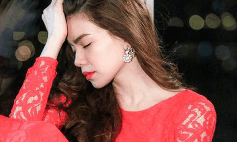 Hồ Ngọc Hà bị rớt khỏi top 10 sao Việt đông fan nhất