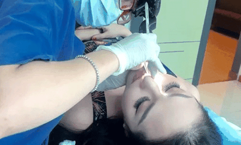 Phi Thanh Vân gây sốc với tin "dao kéo" khi bầu 6 tháng