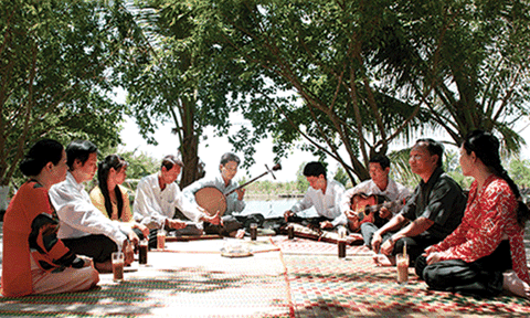 Đờn ca tài tử ra đời lúc… nửa đêm