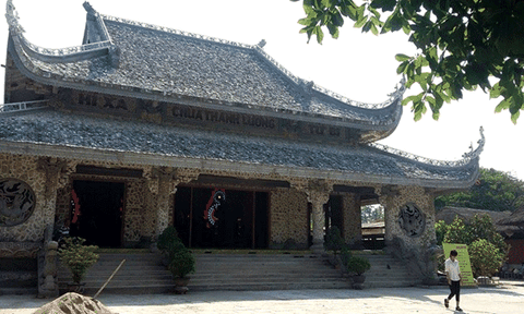 Độc đáo ngôi chùa làm bằng san hô và chuyện bức tượng Phật trôi dạt trên biển tự tìm đến an lạc