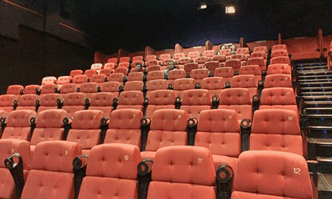 Phim tài liệu đìu hiu, phim truyện nhựa cháy vé!