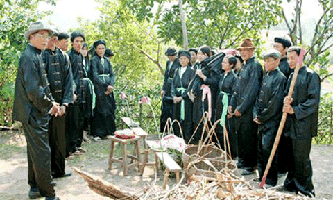 “Lễ lên đồng” của người Sán Dìu, Quảng Ninh
