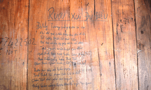 Chuyện về bản không uống rượu bia, hút thuốc lá