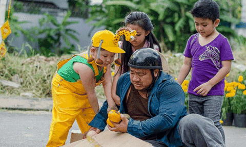 Hiếu Hiền hội ngộ diễn viên nhí của “Bảo mẫu siêu quậy” trong phim Tết