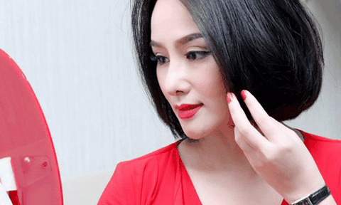 Vợ cũ Thành Trung 'dao kéo' 3 lần để 'tướng số đẹp hơn'