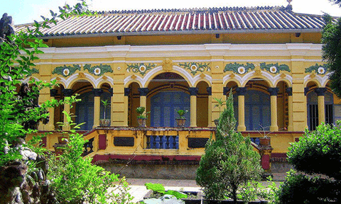 Thăm quan làng cổ trăm tuổi ở Việt Nam: Làng cổ Long Tuyền (Bài 1)  