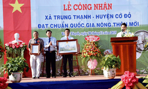 Công nhận xã nông thôn mới Trung Hạnh