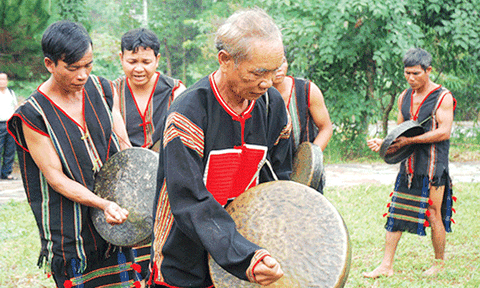 Lễ cúng mưa đầu mùa của dân tộc M’nông