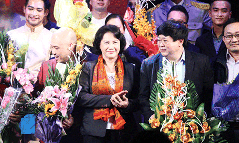 Vở cải lương “Hừng Đông” mang hơi thở mới từ giới trẻ