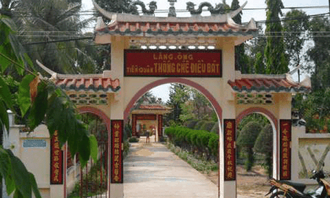 Nhiều hoạt động lễ hội tại Lăng Ông Thống chế Điều bát Nguyễn Văn Tồn