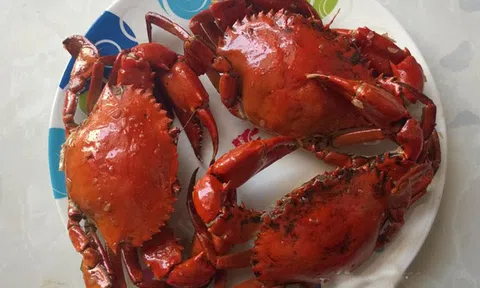 Lần đầu được ăn món cua yếm vuông của Cà Mau