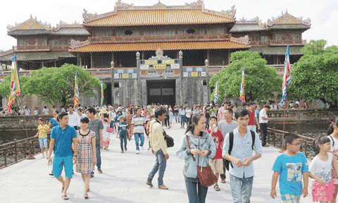 Di sản Huế hấp dẫn du khách từ sự đổi mới