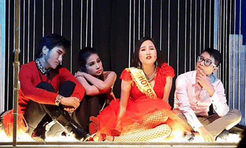 Sân khấu kịch TP.HCM Tết 2016: Đổi món