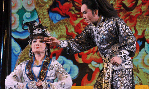  Cải lương xã hội hóa: Dở sống, dở chết 