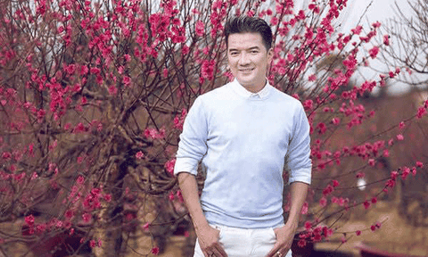 Đàm Vĩnh Hưng làm liveshow bolero chủ đề Mãi mãi bên em 