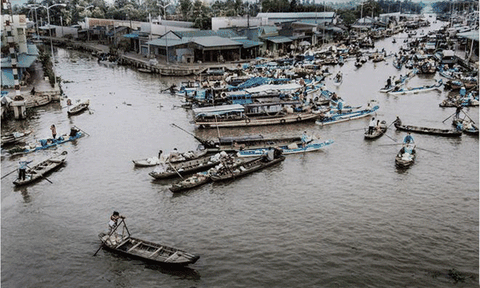 Chợ nổi Ngã Năm - nét văn hóa vùng sông nước Nam bộ