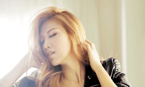 Trang Pháp bất ngờ bỏ thi Bước nhảy hoàn vũ