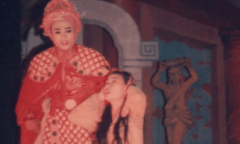 Kịch bản kịch hát cần như một bài thơ lớn