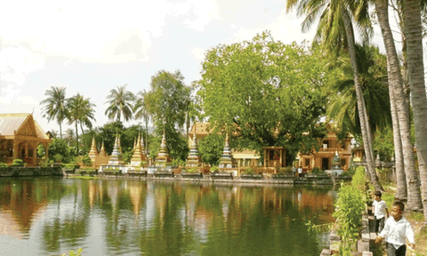 Chùa Xà Tón - Đền Bayon thu nhỏ trên đất An Giang