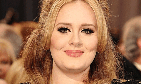  Adele nổi đóa vì bị rò rỉ ảnh riêng tư lên mạng 