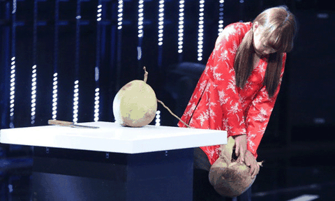  Thi gameshow có cần "kinh hoàng" đến gãy răng, tứa máu? 