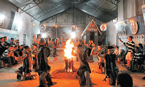 Làng nghề dưới chân núi LangBian