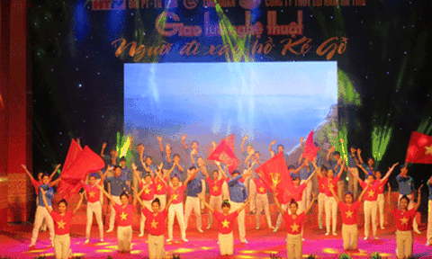 Hà Tĩnh: Giao lưu nghệ thuật 40 năm “Người đi xây hồ Kẻ Gỗ“