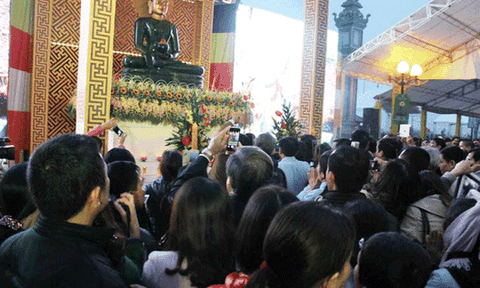 Tượng Phật ngọc lớn nhất thế giới đến Quảng Bình 