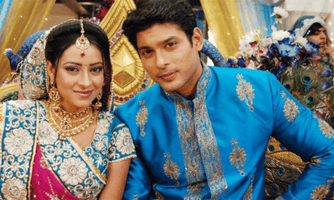  Bạn diễn bàng hoàng khi nghe tin 'Cô dâu 8 tuổi' qua đời