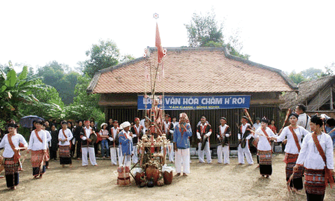 Lễ cầu mưa độc đáo của người Chăm H’Roi